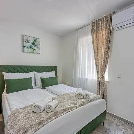 In Βίλα