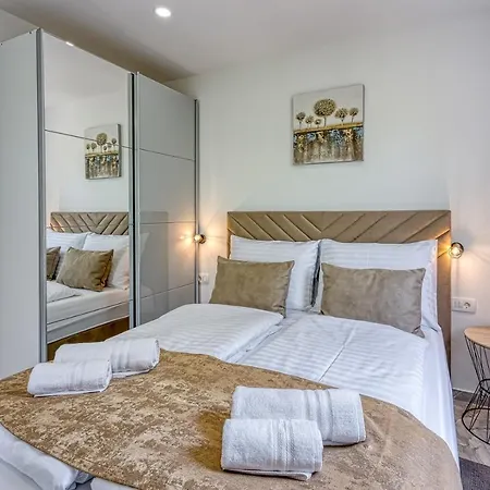 In * Nova Vas (Porec)