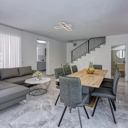 In * Nova Vas (Porec)