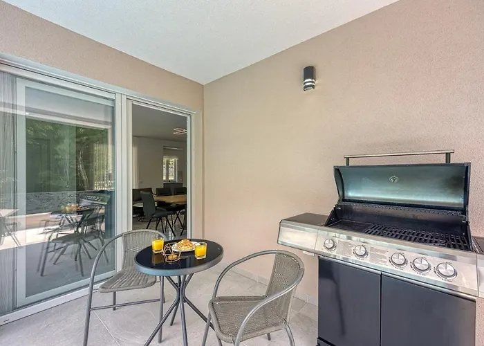 In ヴィラ Nova Vas